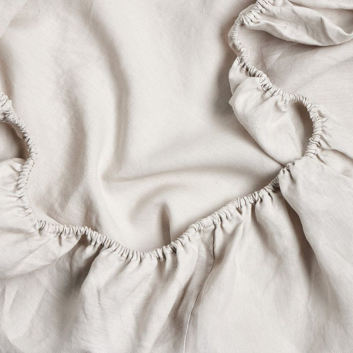 Bedding: Sheets Fable Fitted Sheet - Sable Light Grey - King