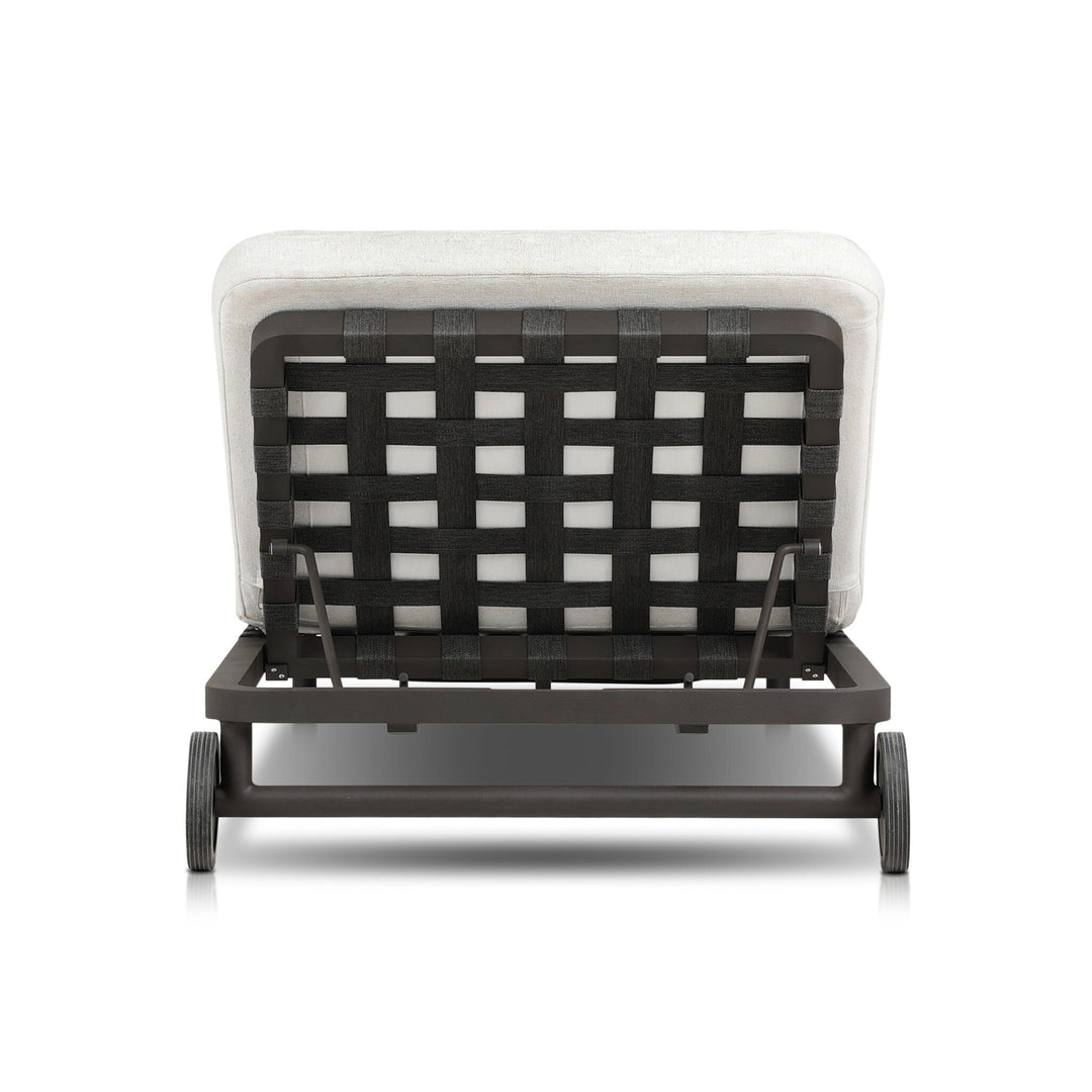 Reine Outdoor Chaise