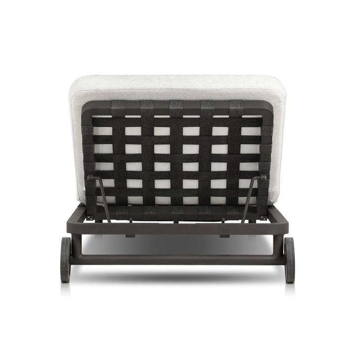 Reine Outdoor Chaise