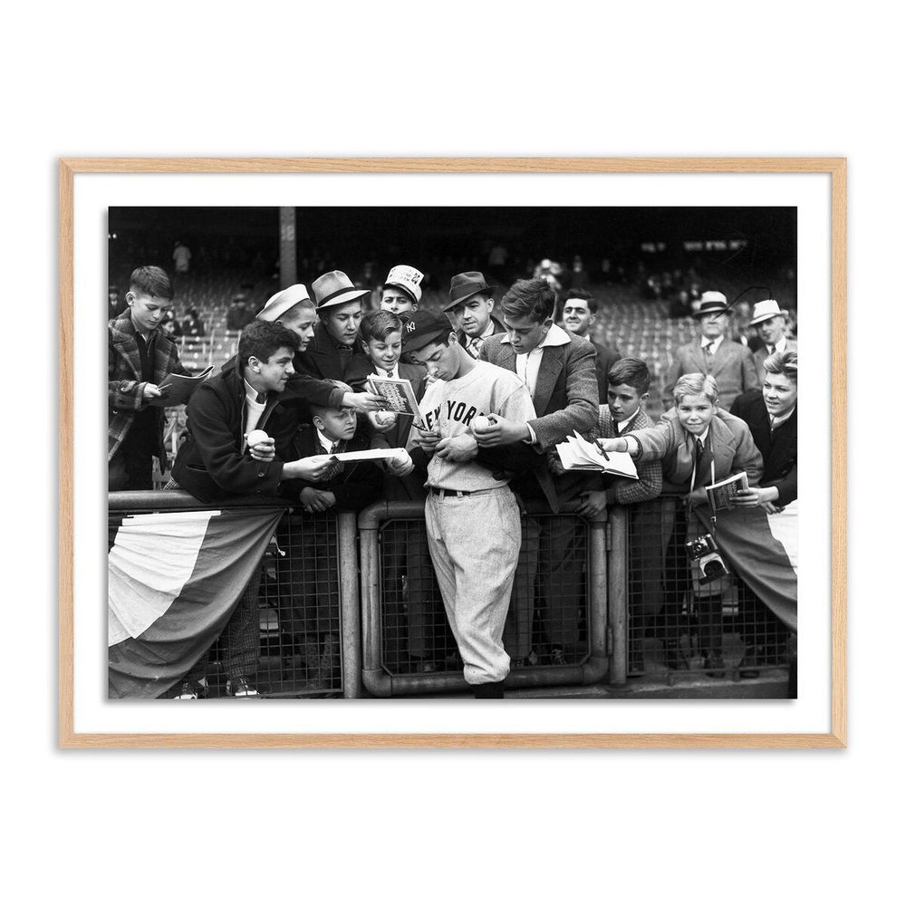 Wall Art Joe Dimaggio Signing Autotgraphs By Getty Images - 40"X30" - White Oak