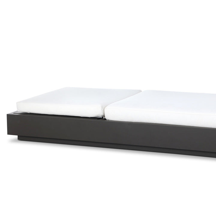 Katari Outdoor Chaise
