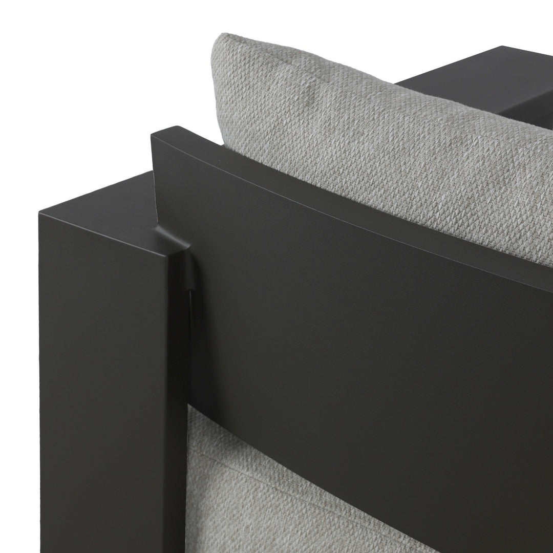 Hyder Outdoor Chair