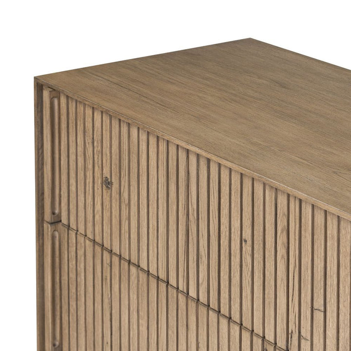 Leo 8 Drawer Dresser