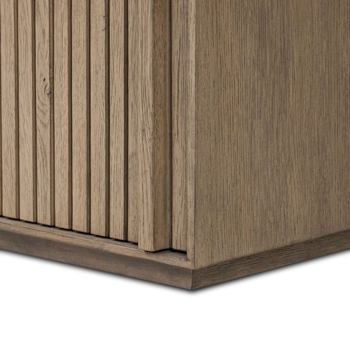 Leo 8 Drawer Dresser