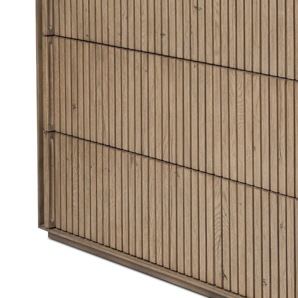 Leo 8 Drawer Dresser