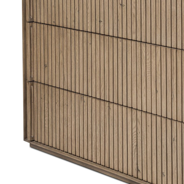 Leo 8 Drawer Dresser