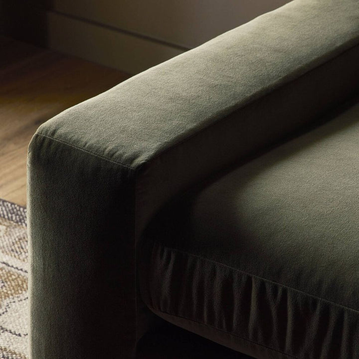 Yelena Sofa