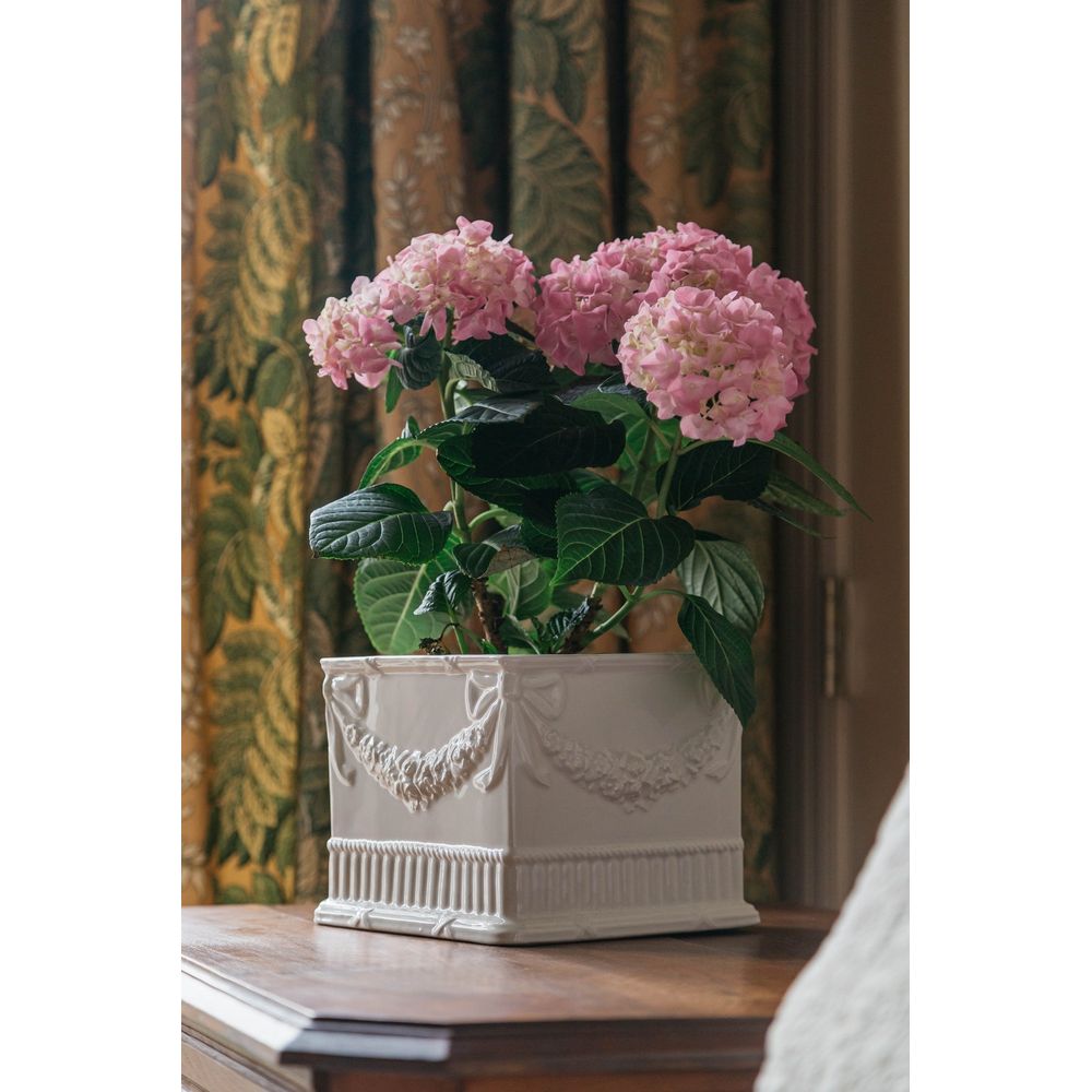 Indoor Planters Square Cachepot with Garland
