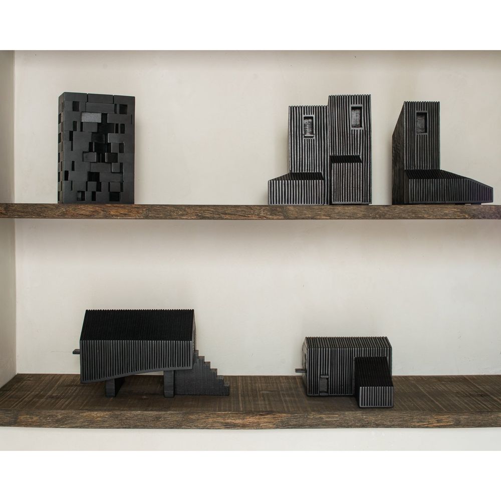 Decorative Objects Farmhouse Object - Black