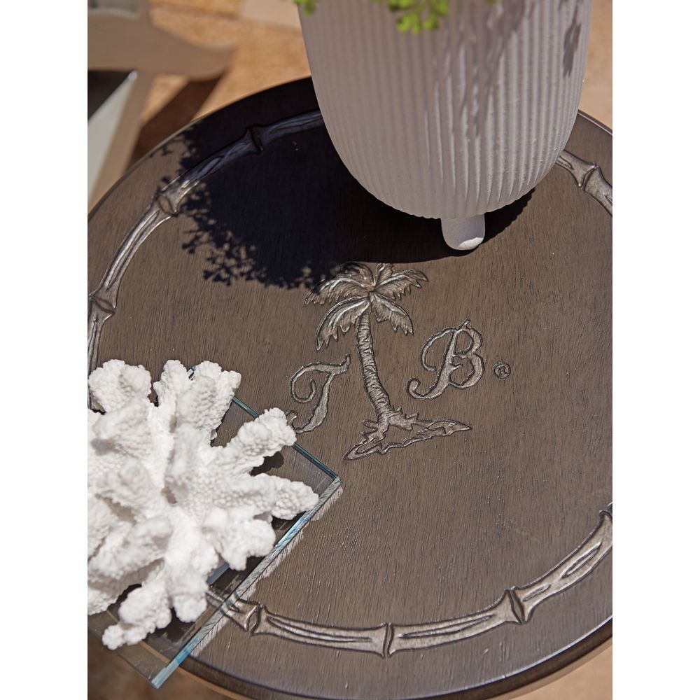 Pineapple Table - 3945 Light Gray