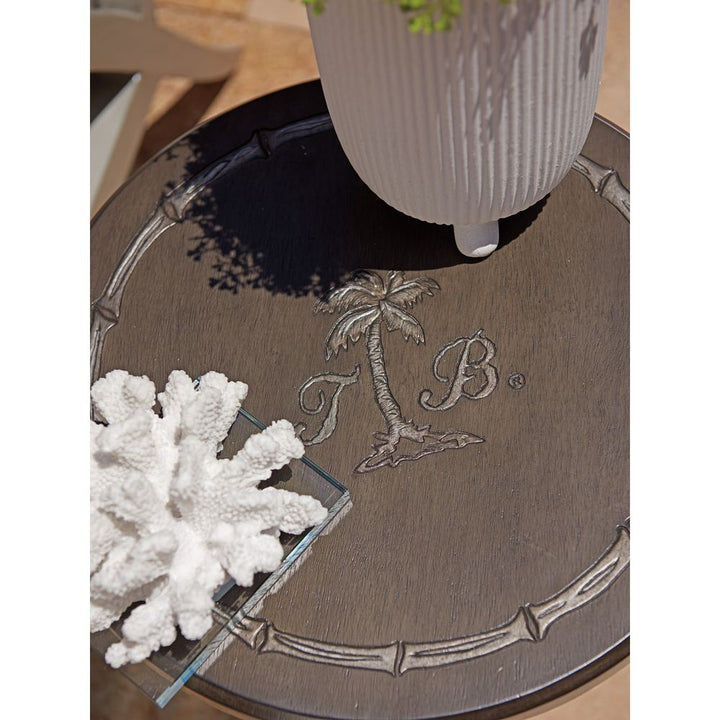 Pineapple Table - 3945 Light Gray