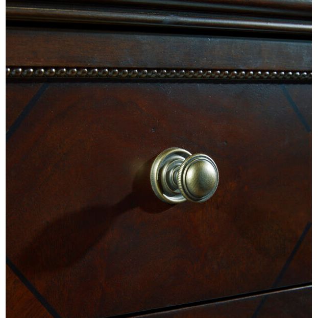 Revival Bachelor's Chest