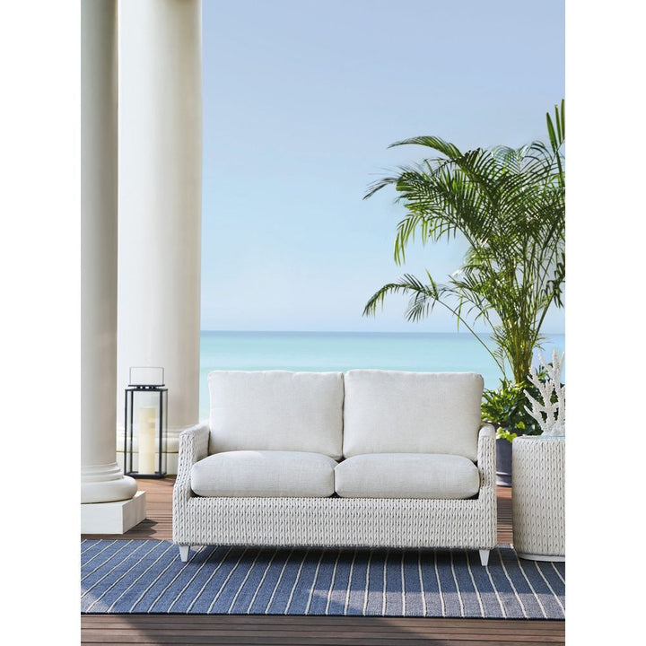 Outdoor Sofas & Sectionals Love Seat