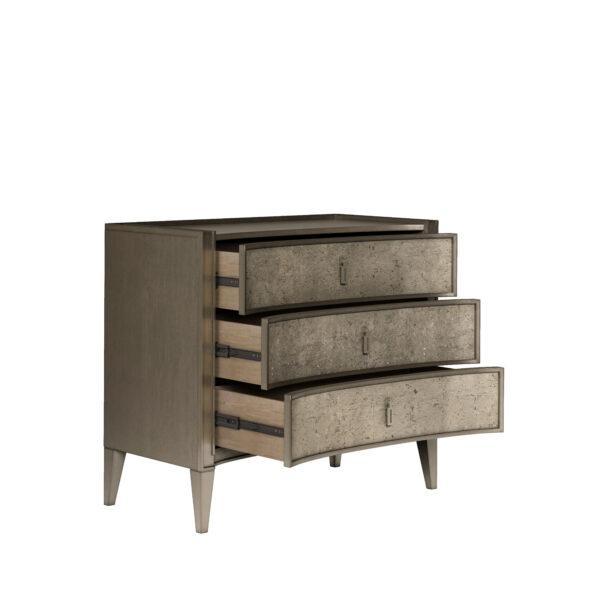 Dressers & Chests Cove Bachelor's Chest