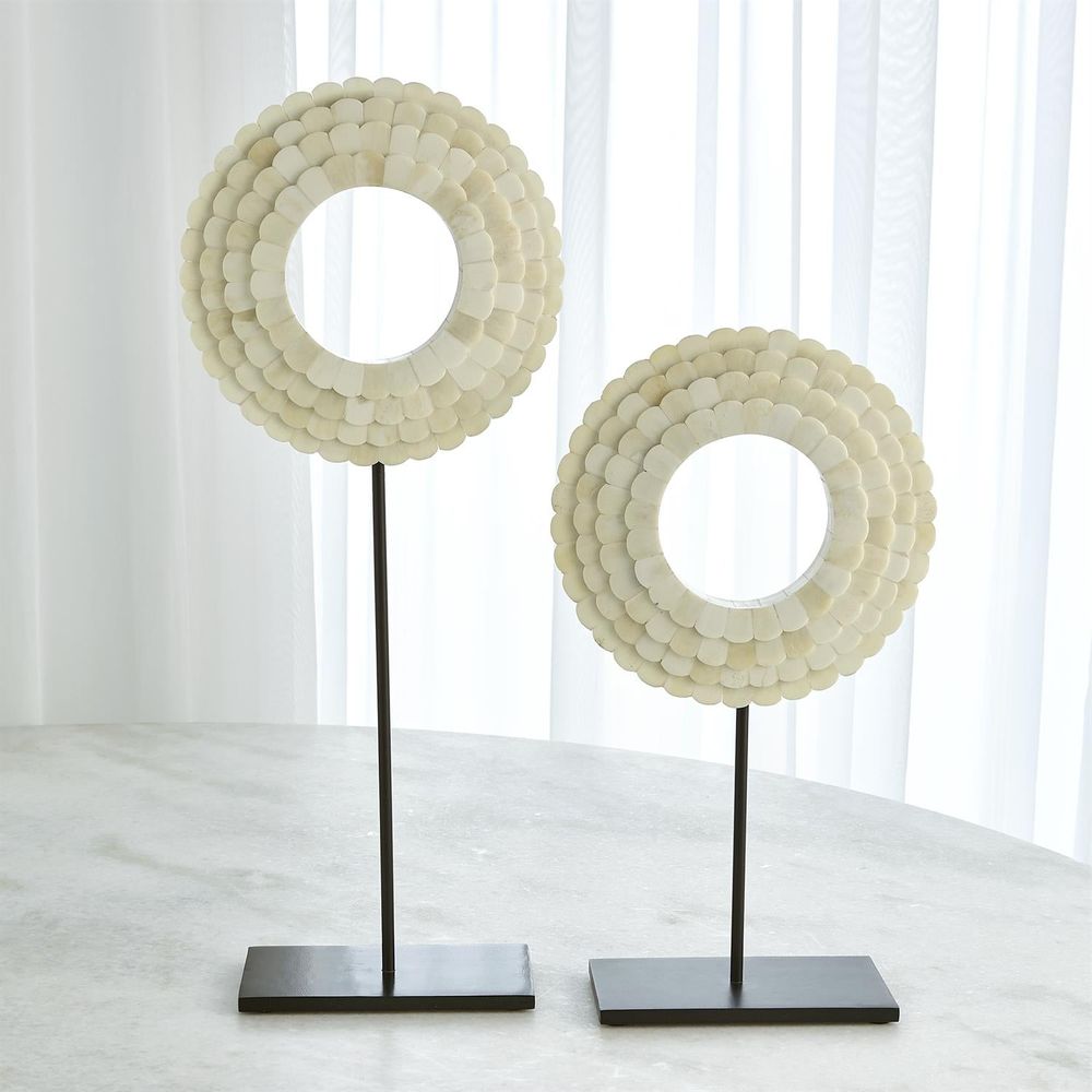 Decor Four Layer Bone Scalloped Mounted Ring-White-Sm