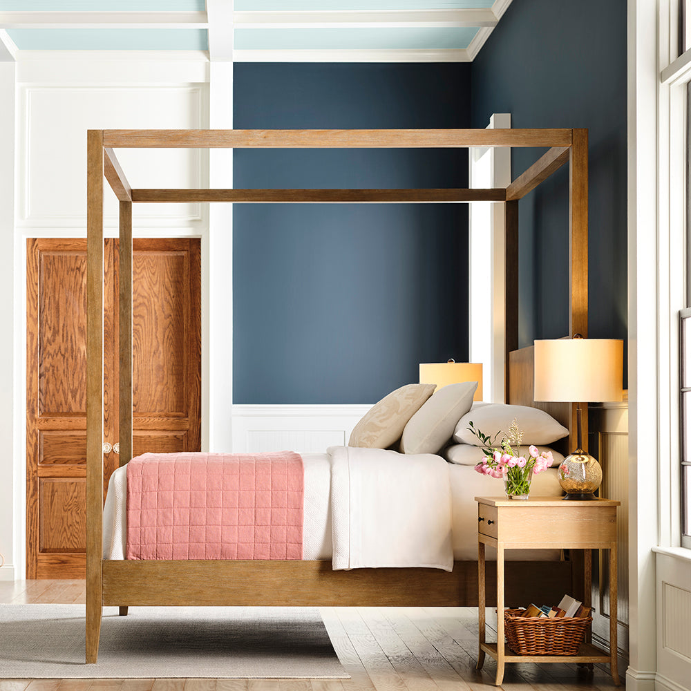 Gannet Canopy Bed