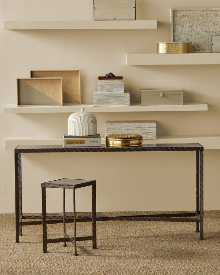 Ampleur Side Table
