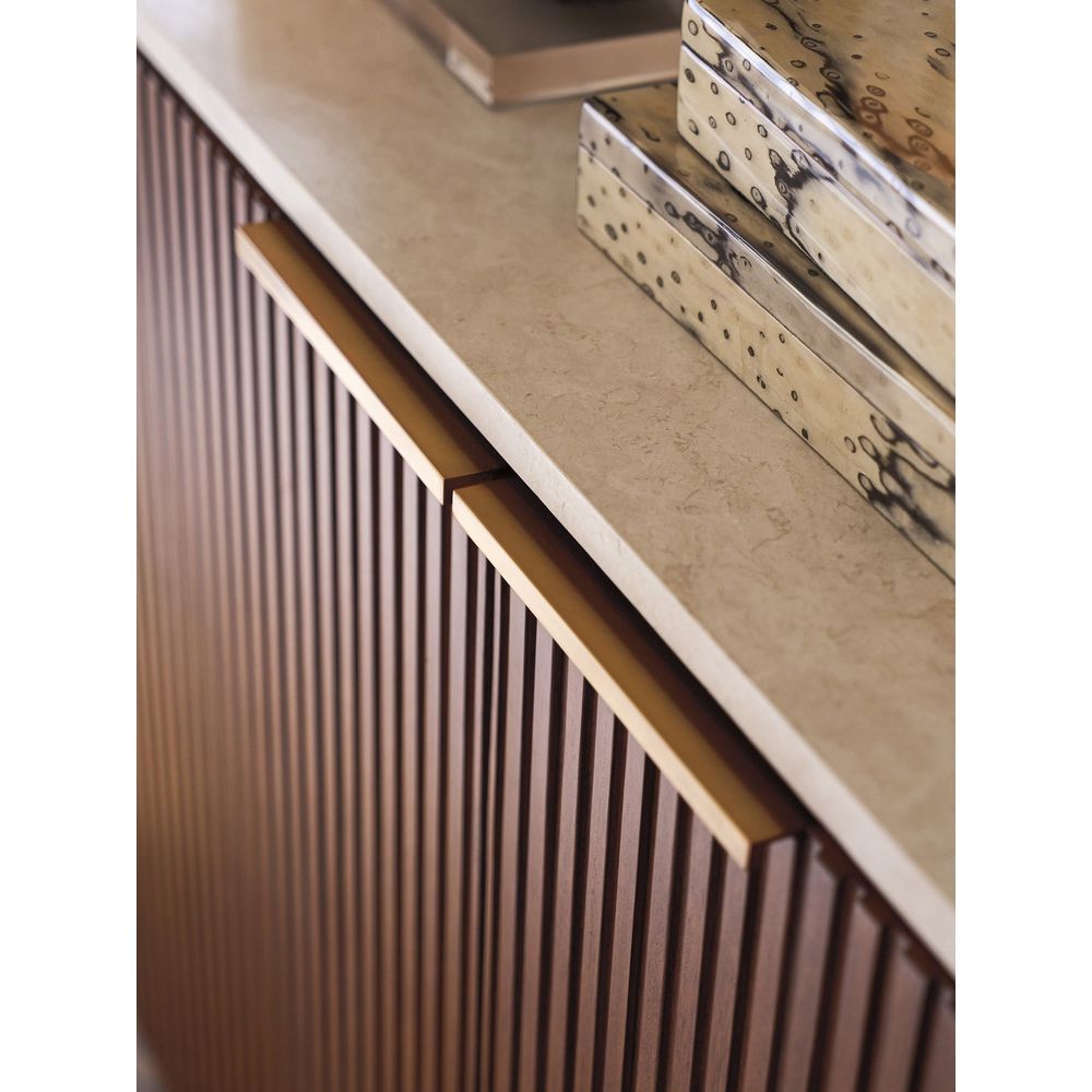 Avenida Hall Chest