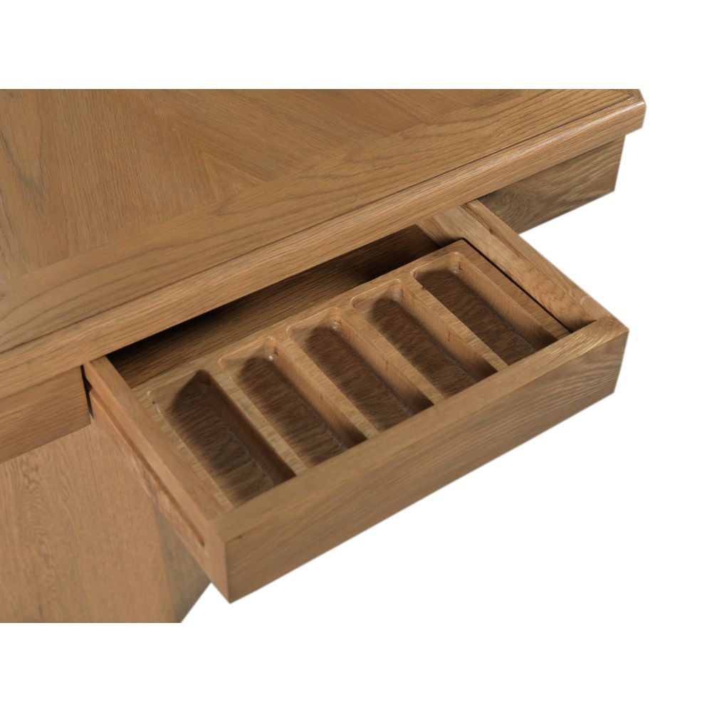Ante Game Table