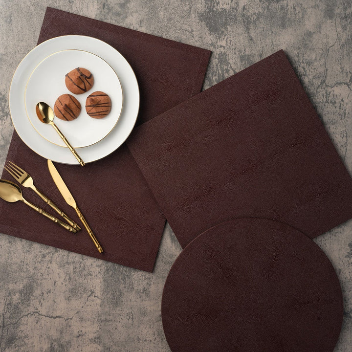 Henry Oxblood Round Placemat Realistic Faux Shagreen Pack/2