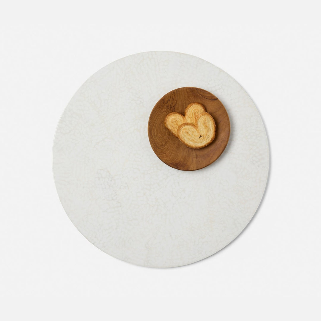 Sonnet White Round Placemat Lacquered Eggshell Pack/2