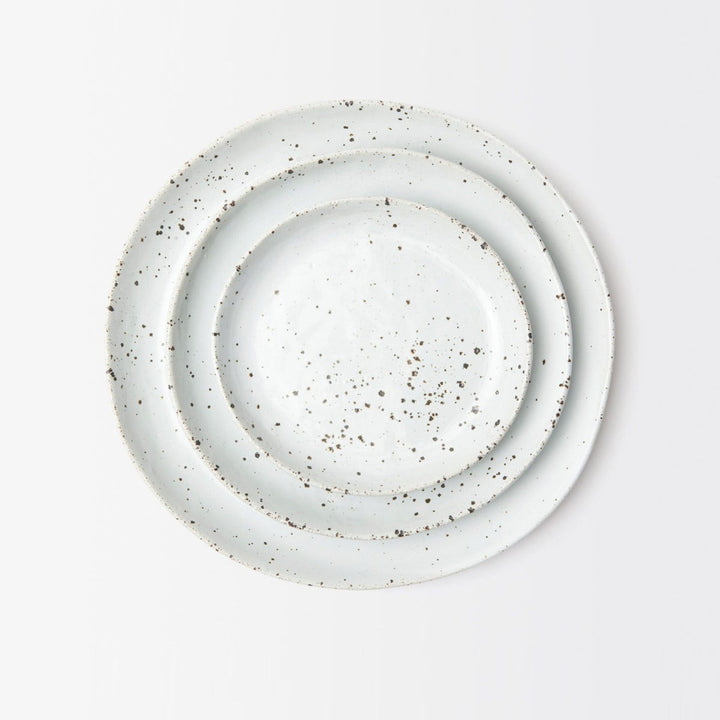 Marcus White Salt Glaze Bread/Cupcake Plate Pack/4 (Footed Ring)