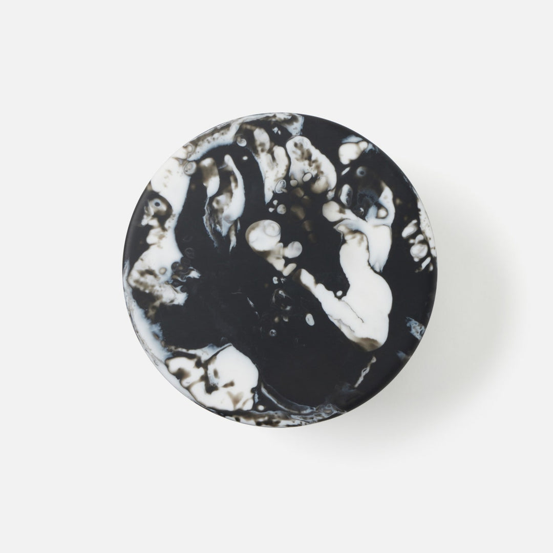 Hugo Black Swirled Cake Stand Resin Small