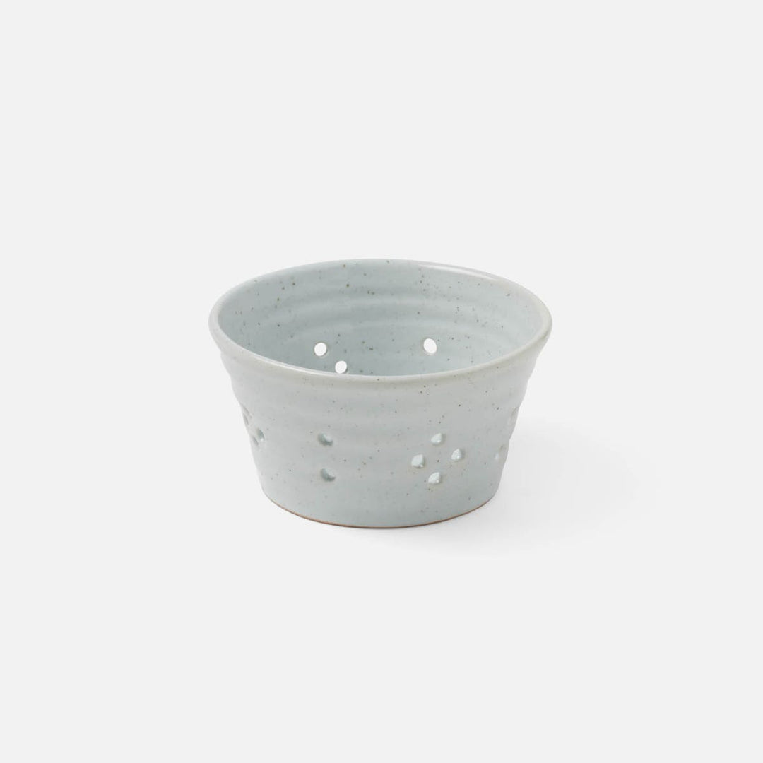Paz White Salt Glaze Berry Bowl Pack/4