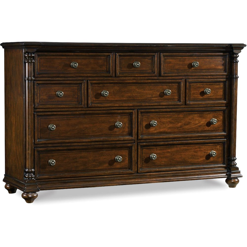 Dressers & Chests Leesburg Dresser