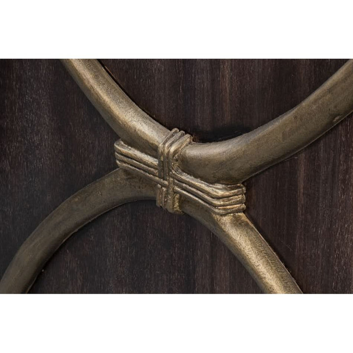 Details Credenza
