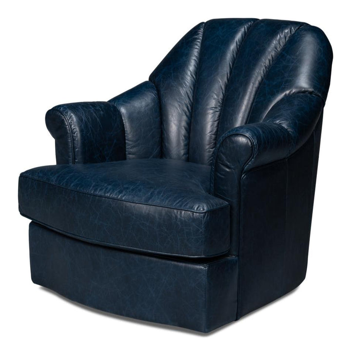 Scoth Swivel Chair In Distilled Leather