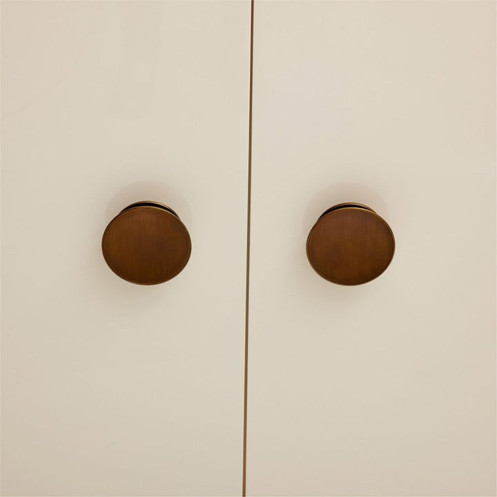 Oberon Cabinet