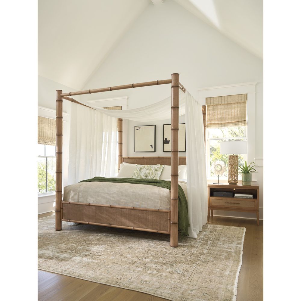 Islandia Canopy Bed 6/6 King - Sunwashed
