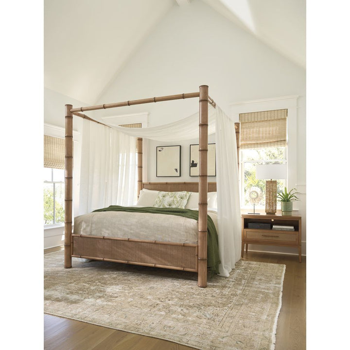 Islandia Canopy Bed 6/6 King - Sunwashed