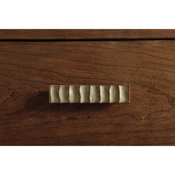Radcliffe Dresser - Carrillo