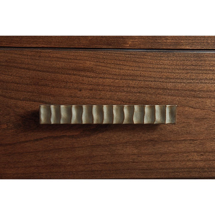 Radcliffe Dresser - Carrillo