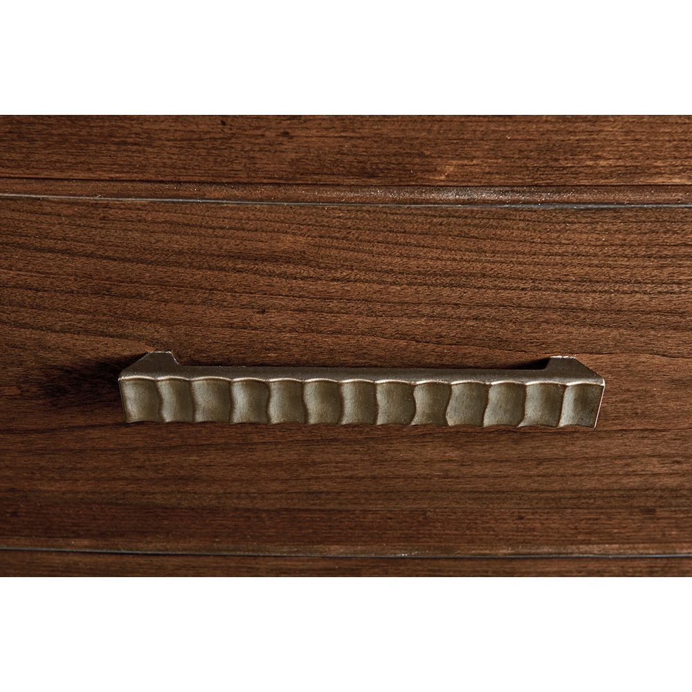 Radcliffe Dresser - Carrillo