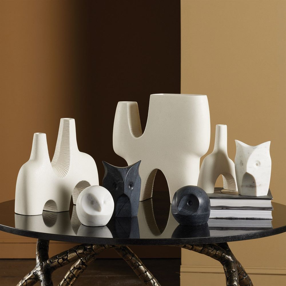 Cassel Vase-Matte White-Med