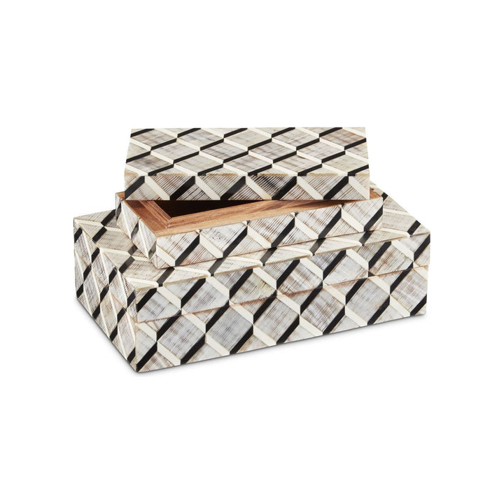 Derian Box Set of 2