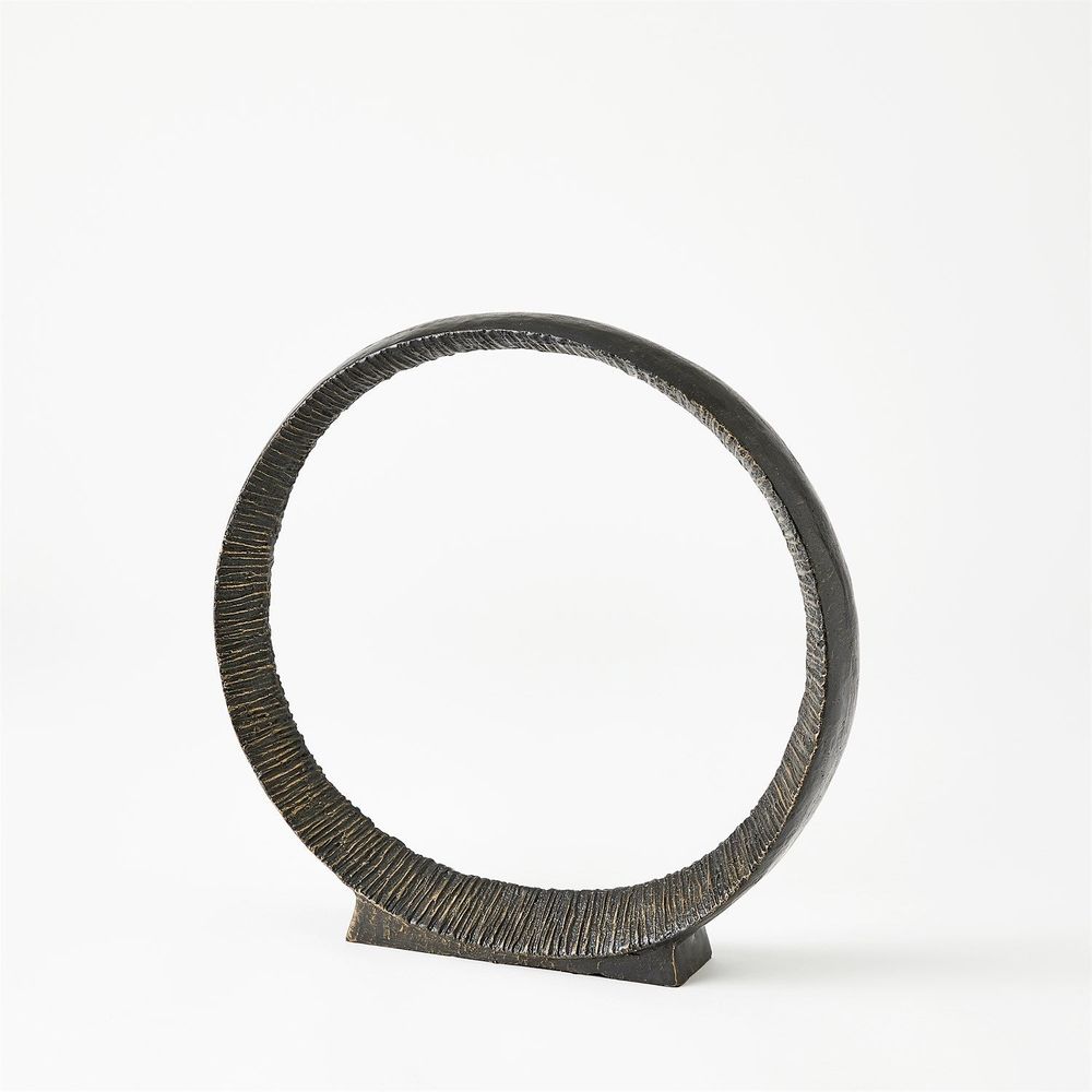Decorative Objects Orion Sculpture-Round