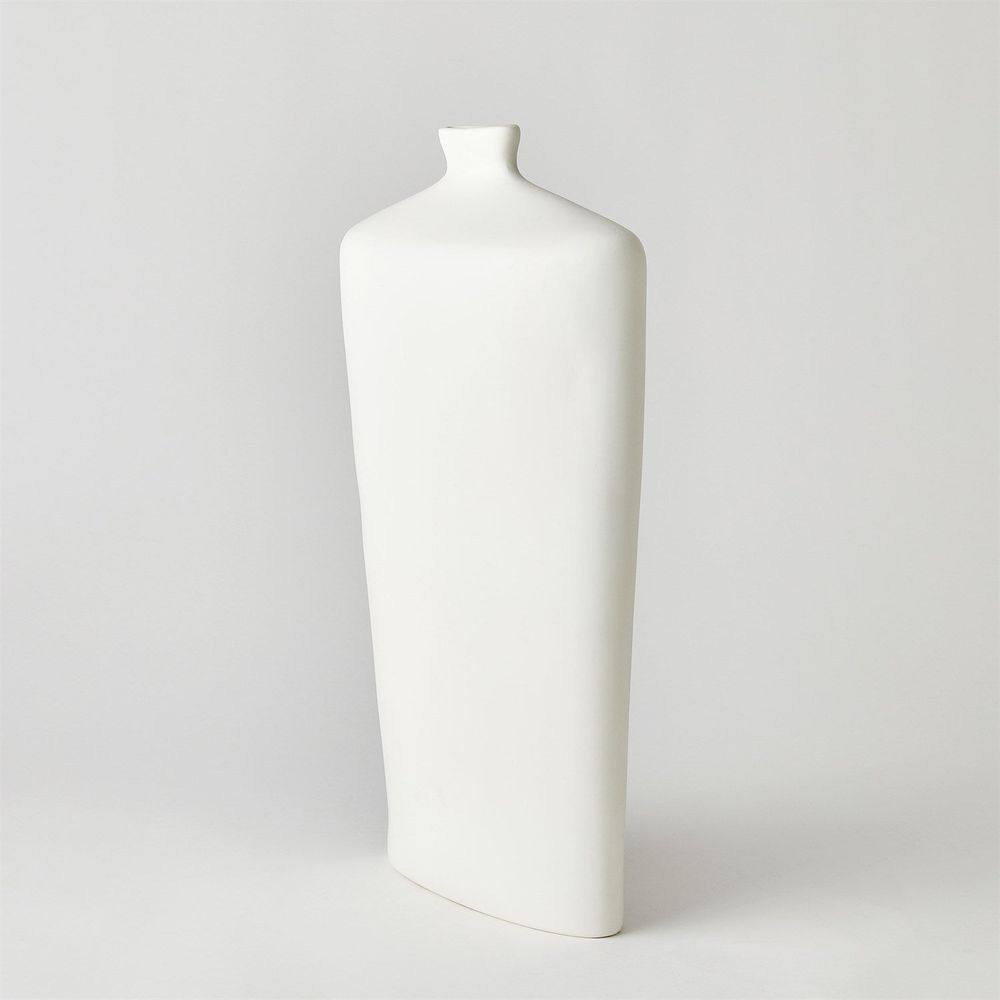 Terzo Vase-Matte White-Med