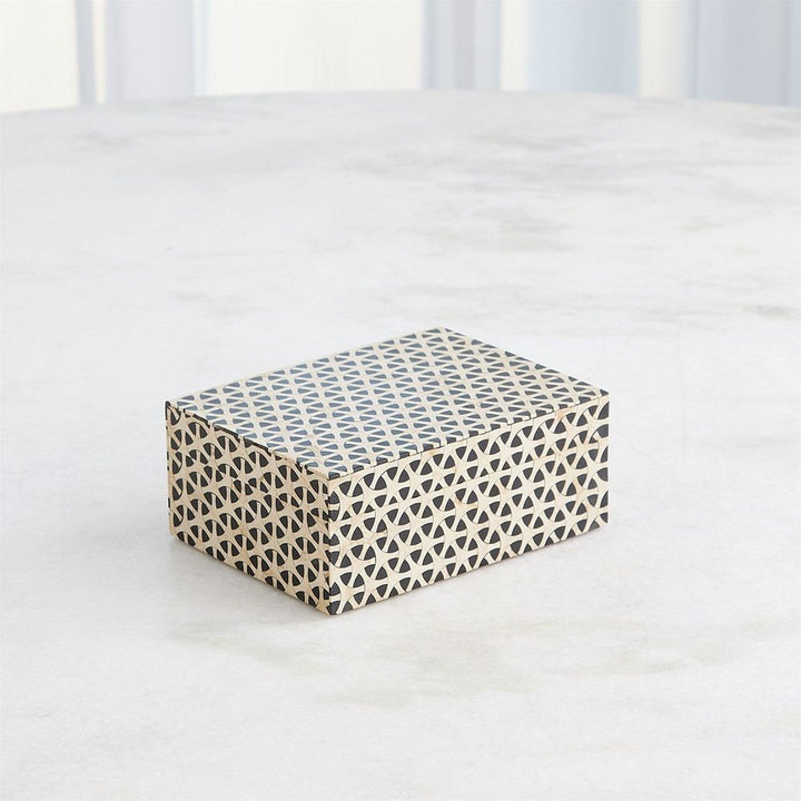 Infinity Box-Med