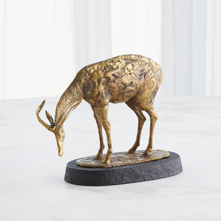Nara Bowing Deer