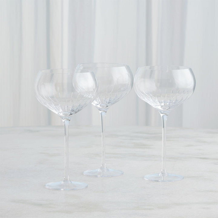 V Cut Wine Glass