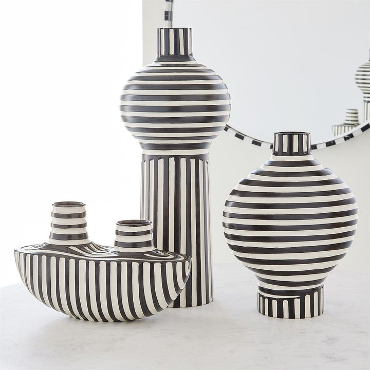 Vases Colbert Vase-Black/White-Wide
