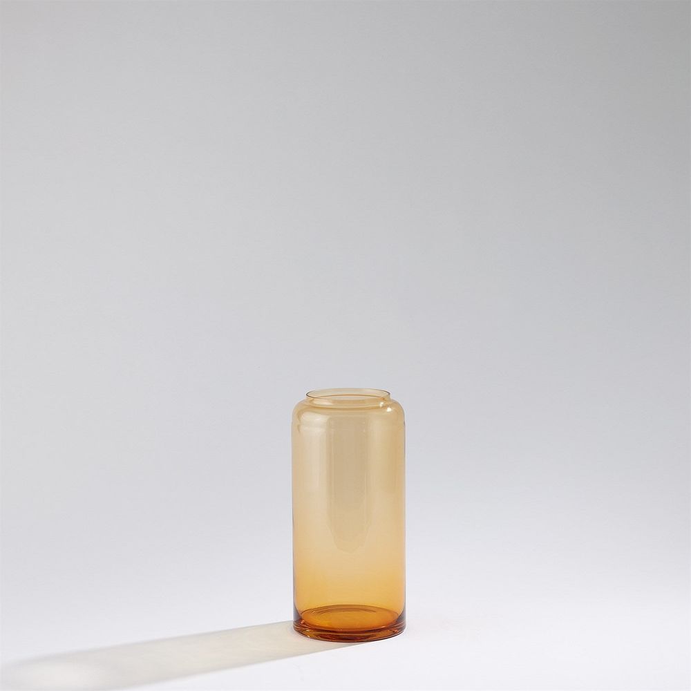 Datum Vase-Caramel-Med