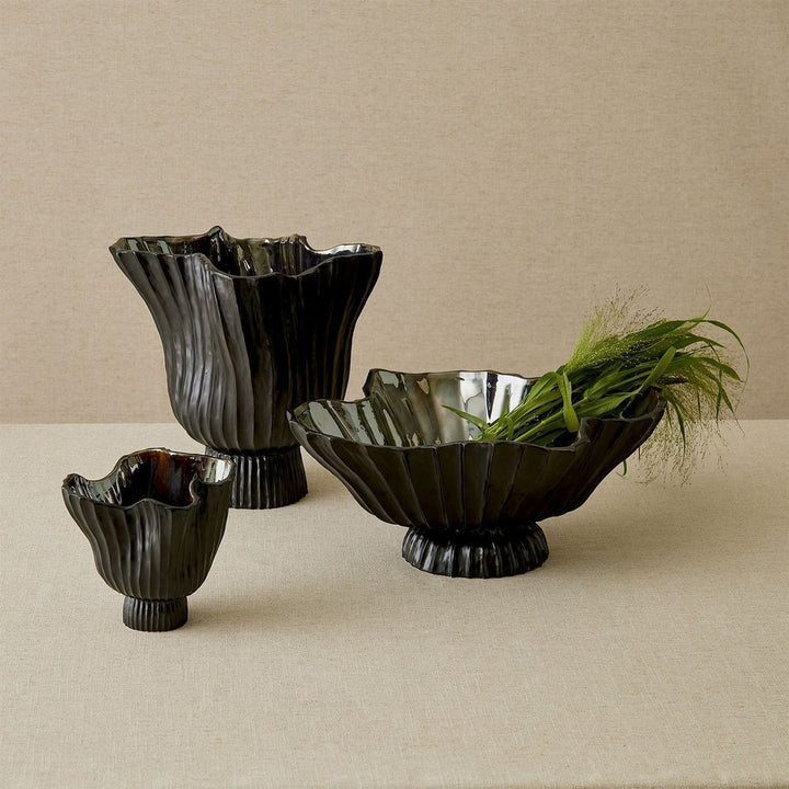 Folha Footed Vase-Black/Metallic-Lg