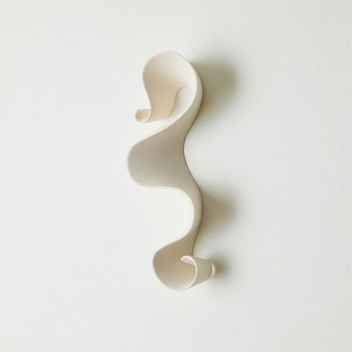 Tempest Wall Ribbon-White-XLg