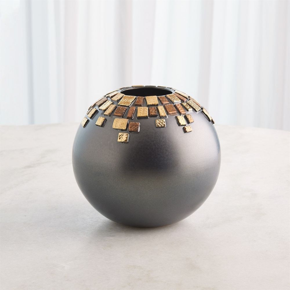 Vases Array Vase-Black Reactive-Sm