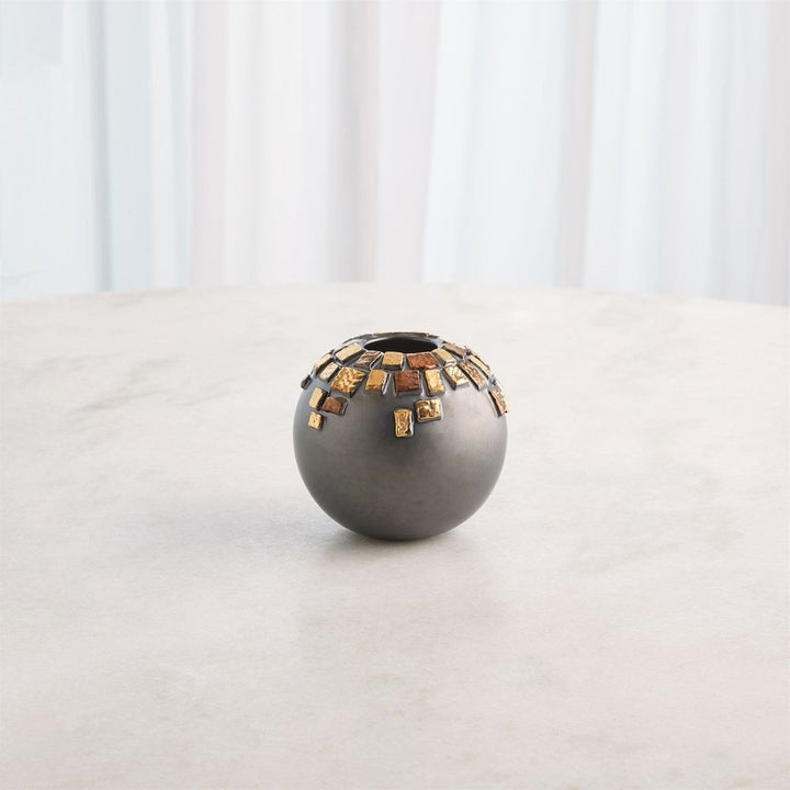 Array Vase-Black Reactive-Sm